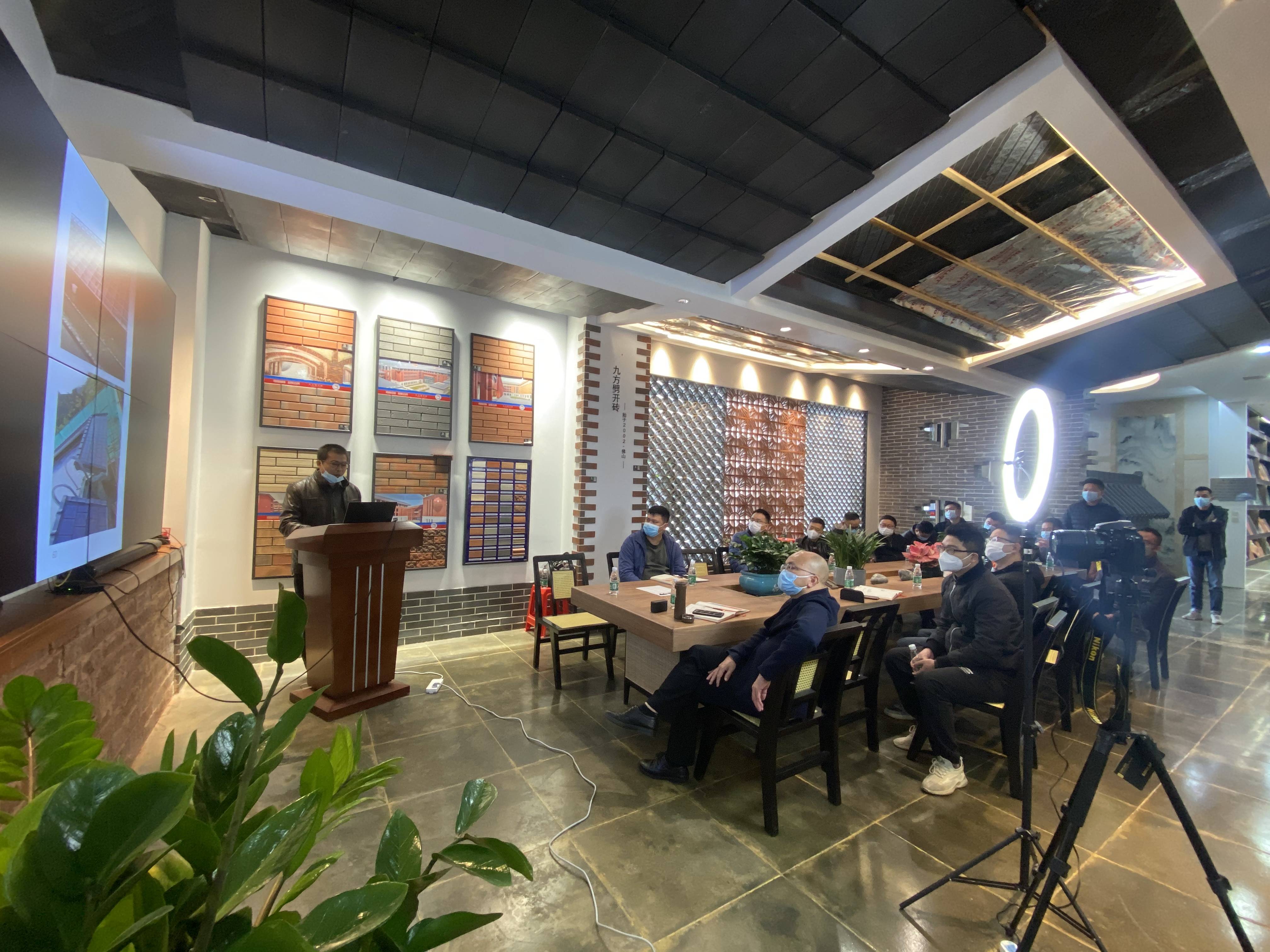 d88尊龙官方网摘要2022第35期