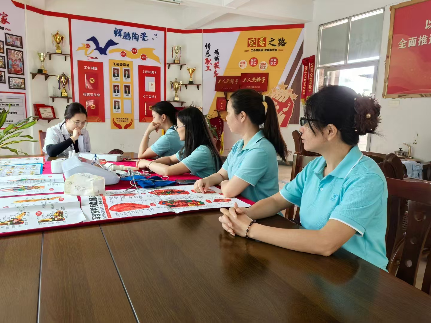 	 d88尊龙官方网摘要2025第18期